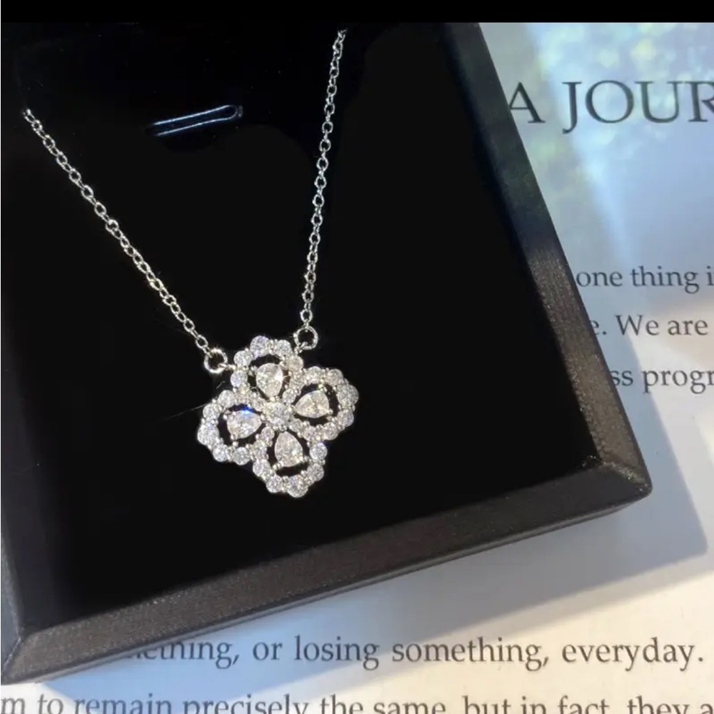 Four Leaf Clover Silver Matching Necklace Earrings Bracelet Set